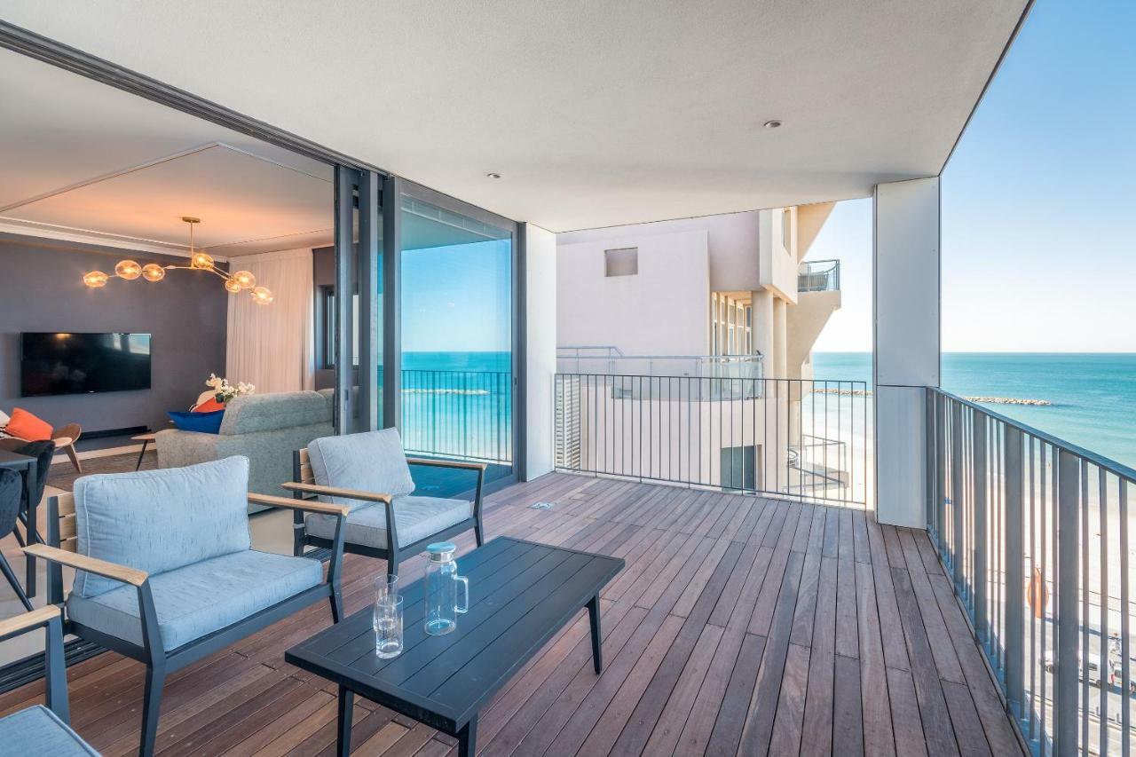 Front Of Beach - Trumpeldor Street Тель-Авив Экстерьер фото